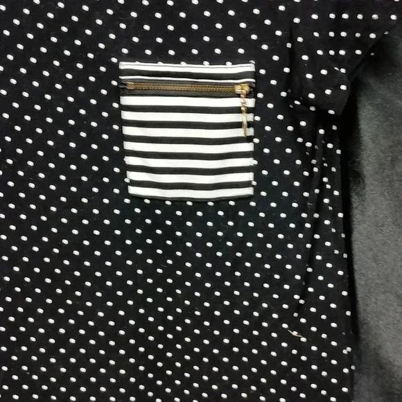 Polka dot with zipper pocket de collection size extra small T-shirt - Picture 4 of 4